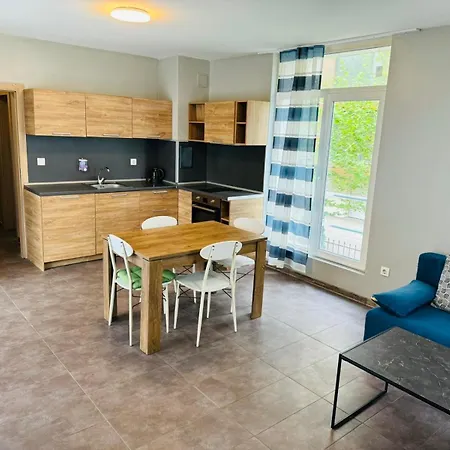 Apartment Vitosha 2 Bedrooms & Parking Place Sofia