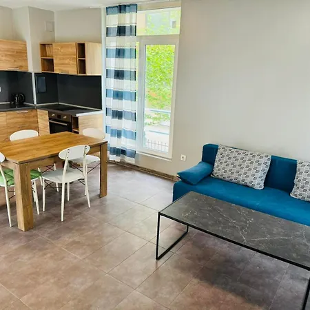 Vitosha 2 Bedrooms & Parking Place Apartmán *